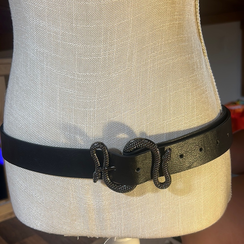 Unique Black Belt With Snake Buckle Size 43